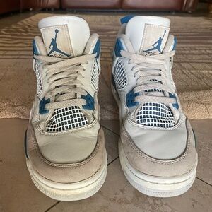 Air Jordan Retro 4 Military Blue Kids Sneakers